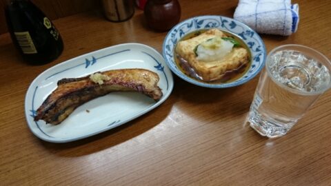 魚源食堂での朝酒全容