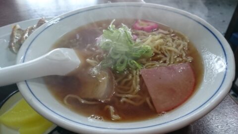 玉の家の餃子