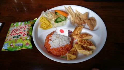 鳥礼食堂のご飯と味噌汁