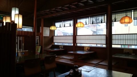 正木一八の店内