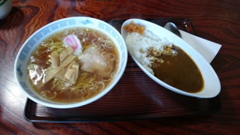 玉川のランチカレーとラーメン