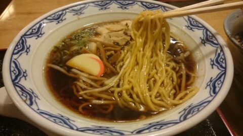 浅ひろ本店の中華そばの麺