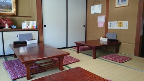 玉川の店内座敷