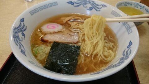 ナルト入りの中華そば