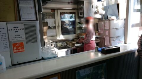 おぎのや軽井沢駅売店の天玉そば