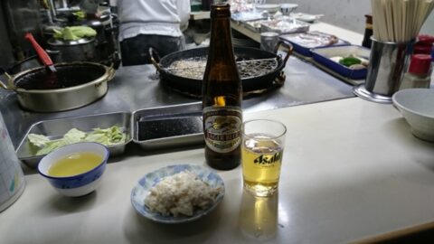 ポテトサラダとビール小瓶