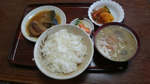 けんちん汁付きの定食