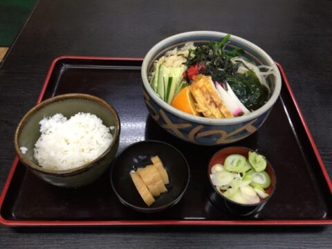 大村庵の冷やしたぬきそば