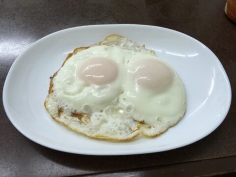 おすずの目玉焼き