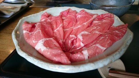 切りたてのしゃぶしゃぶ肉