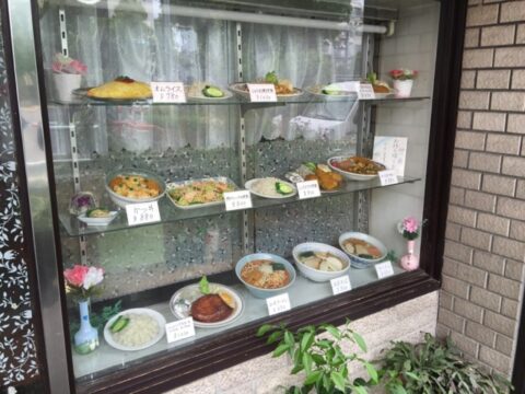 キムラヤの食品サンプルショーケース