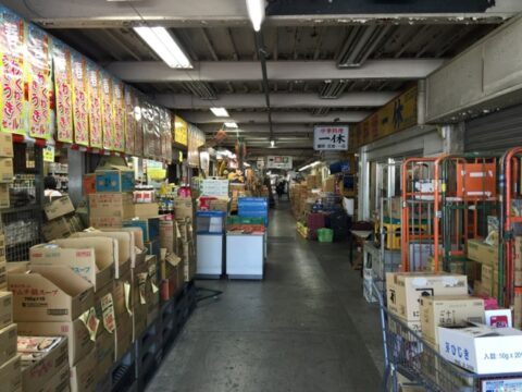埼玉県中央市場の一休外観