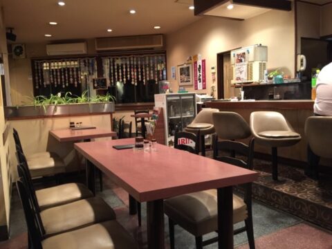 キッチンきくの店内