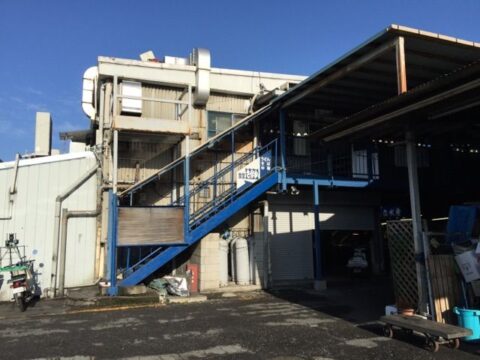 市場食堂さか本の外観