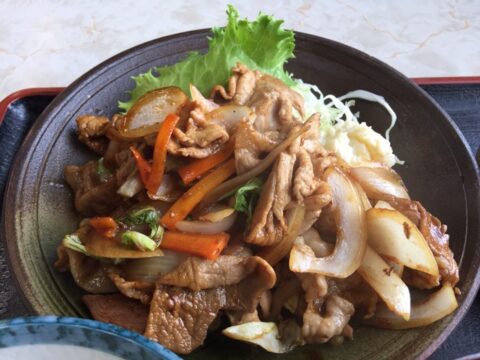 厚めの肉の焼き肉