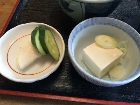 冷奴とお新香