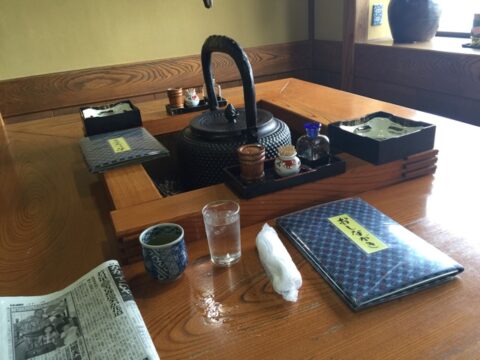 長寿庵の店内