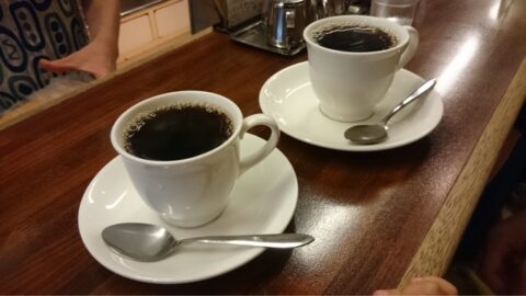 岩田のブレンドコーヒーとBIGコーヒー