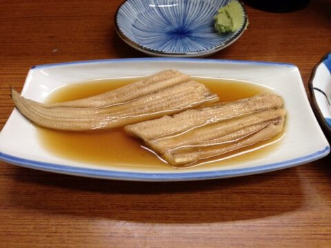 食堂魚源の穴子の煮付け