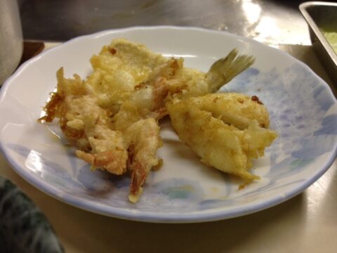 食堂魚源の煮魚