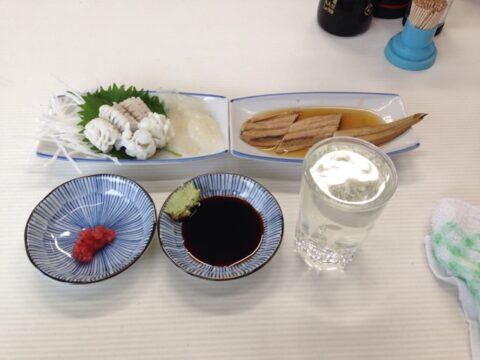 食堂魚源の市場料理
