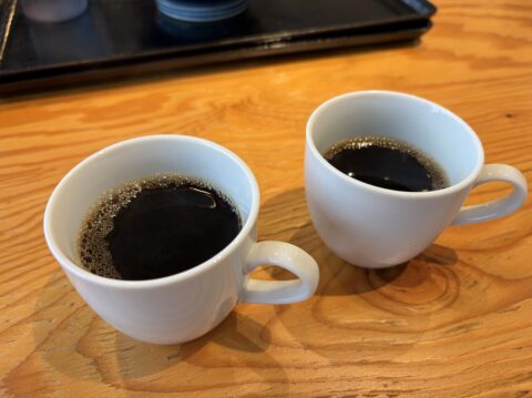 日和製麺 春日井店の食後のコーヒー|夫婦で楽しむホットコーヒー2杯