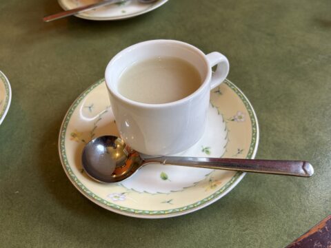 マヤ勝川店で最初に出てくる温かいスープ